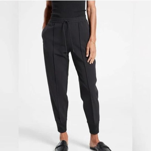 Athleta Pants - ATHLETA NWT Endeavor Jogger Black High Rise Drawstring Travel Gym Size 10